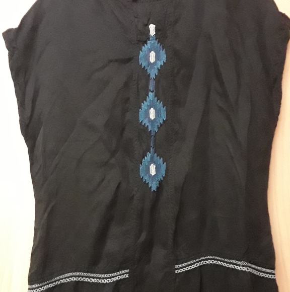 Johnny Was Black Blue Embroidered Pocket Tunic - Picture 5 of 8